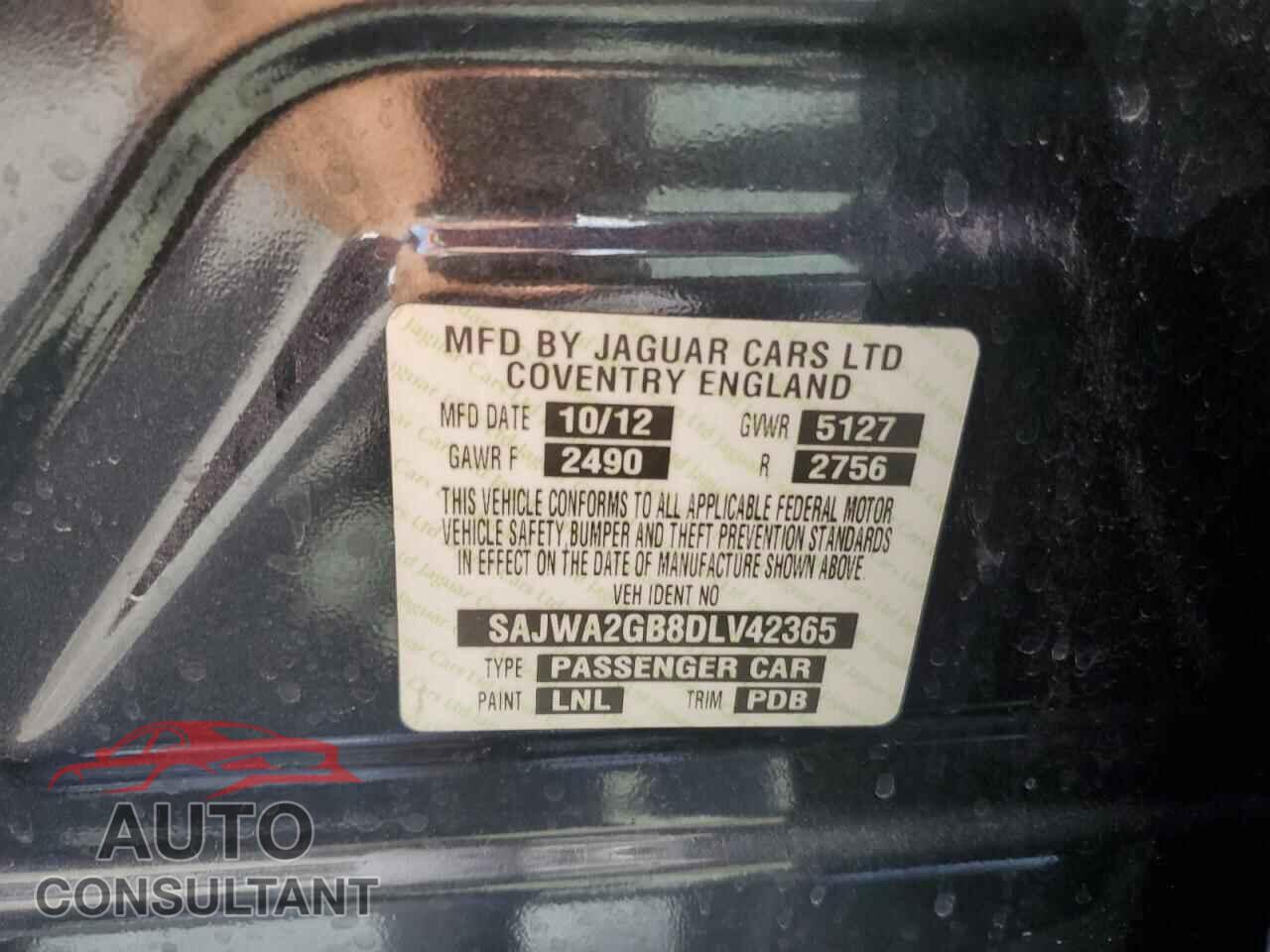 JAGUAR XJ 2013 - SAJWA2GB8DLV42365