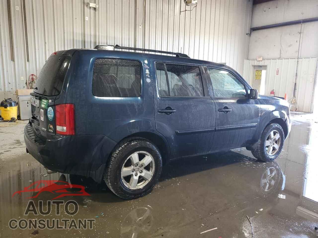 HONDA PILOT 2011 - 5FNYF4H59BB065197