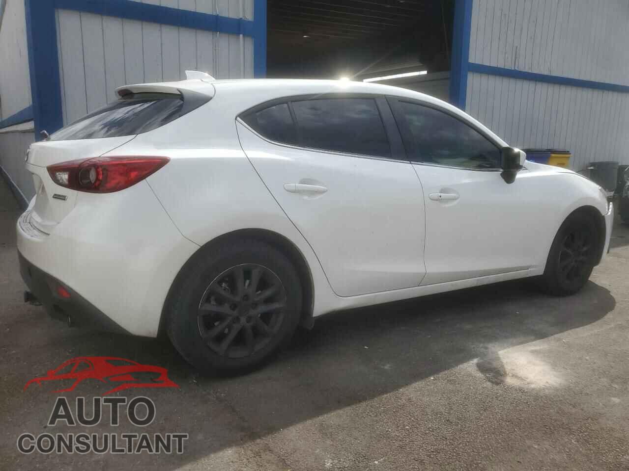 MAZDA 3 2015 - JM1BM1M76F1243874