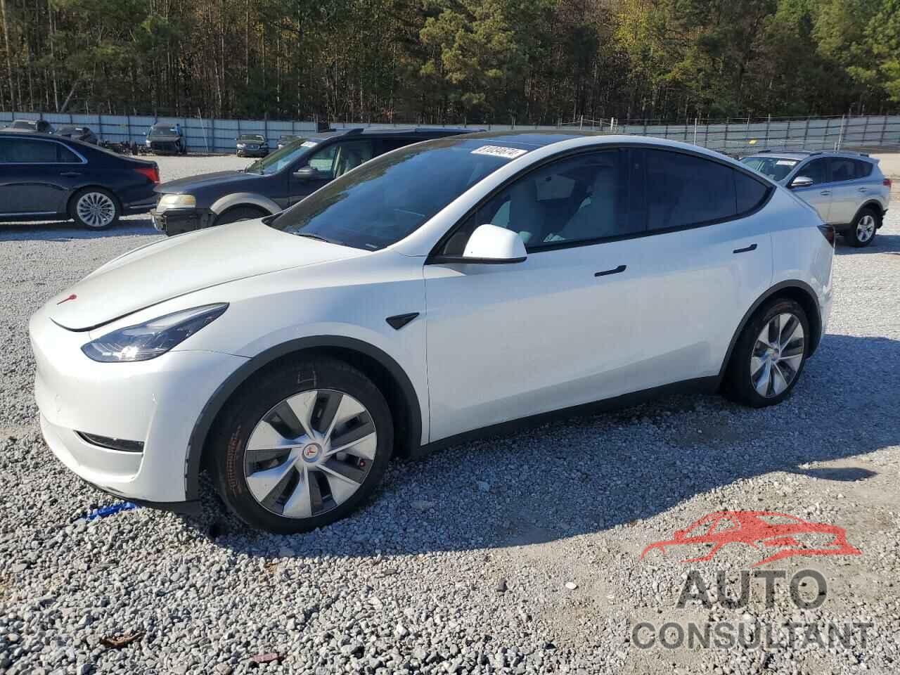 TESLA MODEL Y 2023 - 7SAYGDEE6PF782409