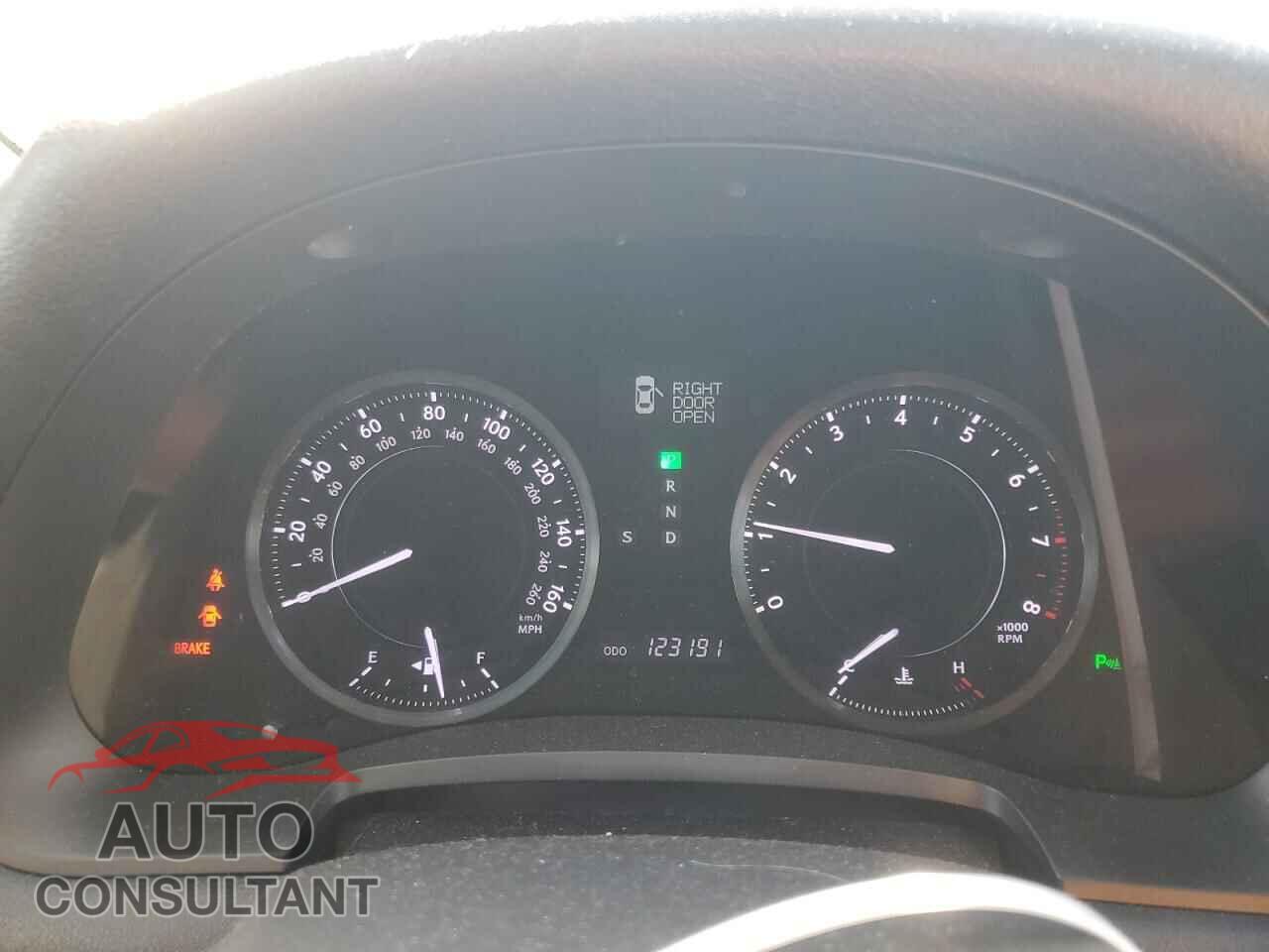 LEXUS IS 2012 - JTHFF2C22C2524470