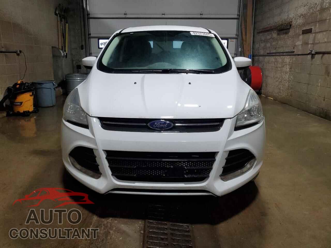FORD ESCAPE 2015 - 1FMCU0GX2FUB94841