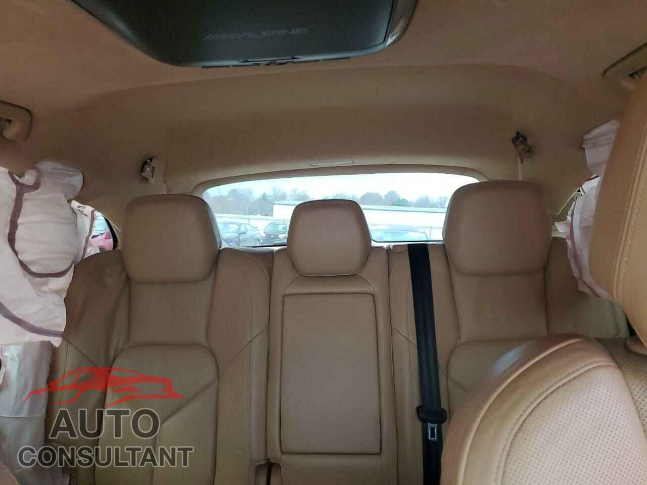PORSCHE CAYENNE 2012 - WP1AC2A23CLA83951