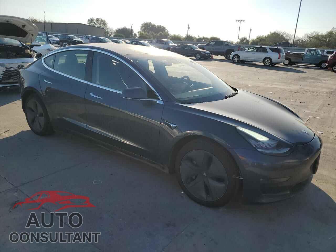 TESLA MODEL 3 2019 - 5YJ3E1EBXKF453058
