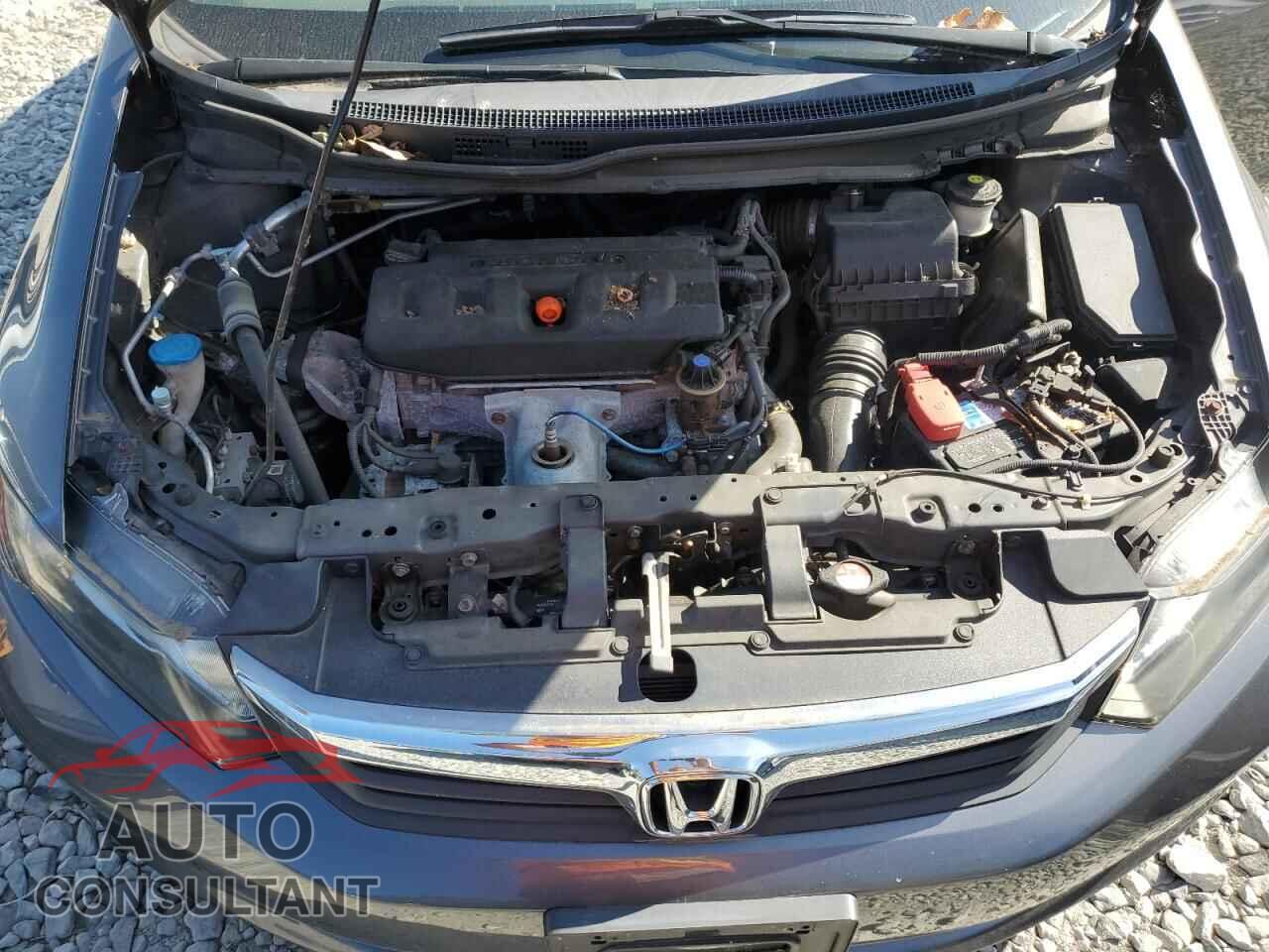 HONDA CIVIC 2012 - 2HGFB2F57CH583090