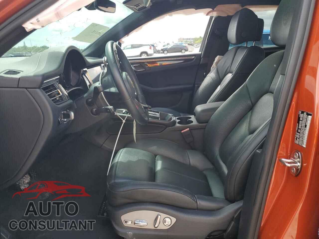 PORSCHE MACAN 2022 - WP1AA2A50NLB00675