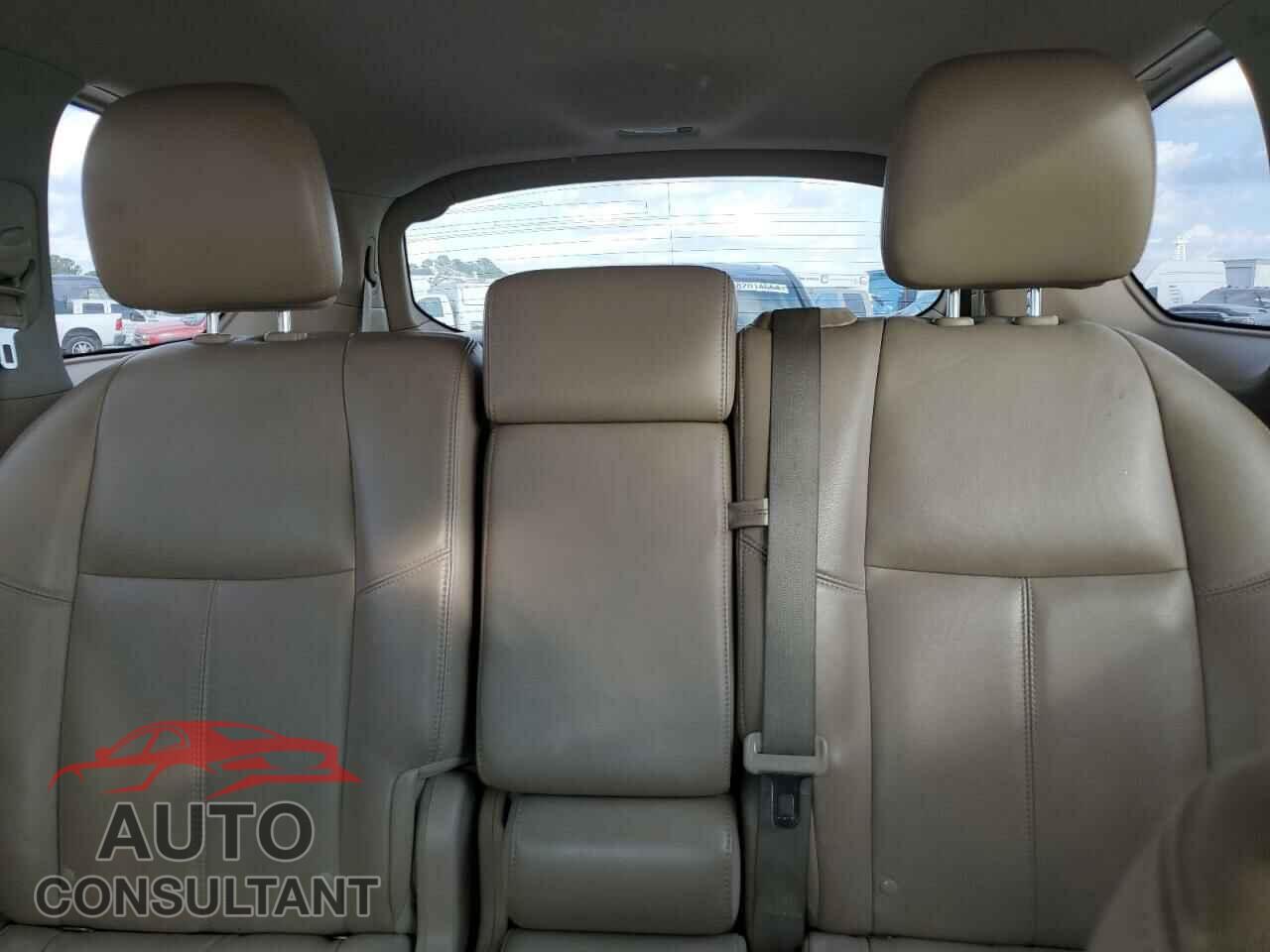 NISSAN PATHFINDER 2013 - 5N1AR2MN3DC606016