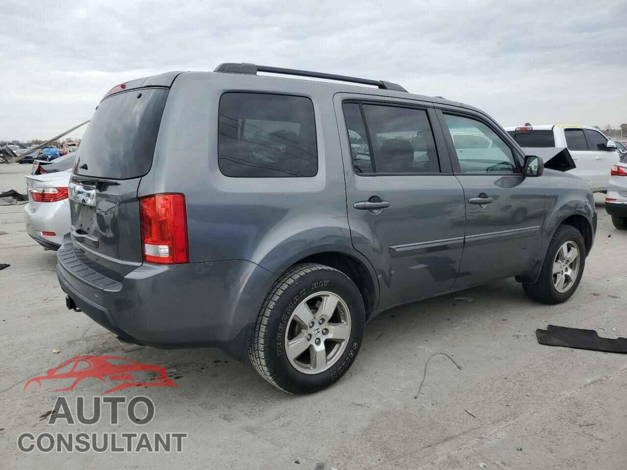 HONDA PILOT 2011 - 5FNYF3H68BB057790
