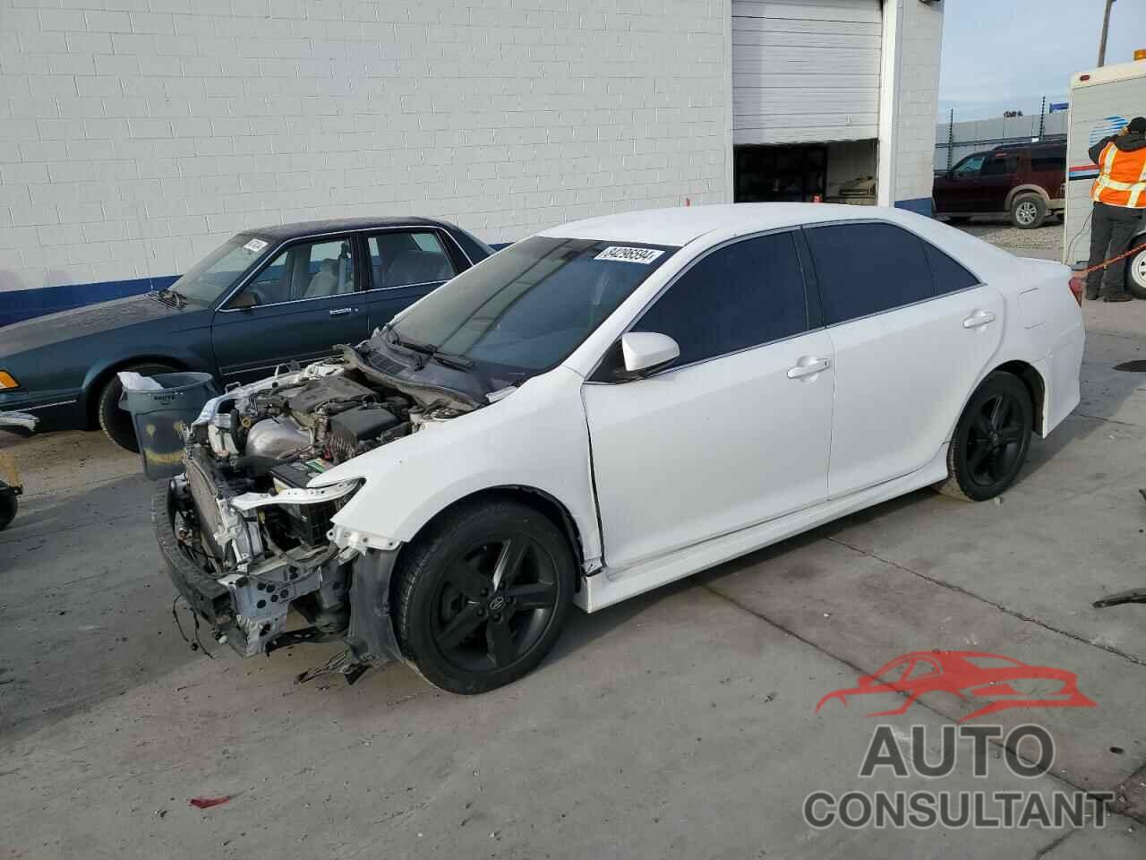 TOYOTA CAMRY 2014 - 4T1BF1FK2EU729540