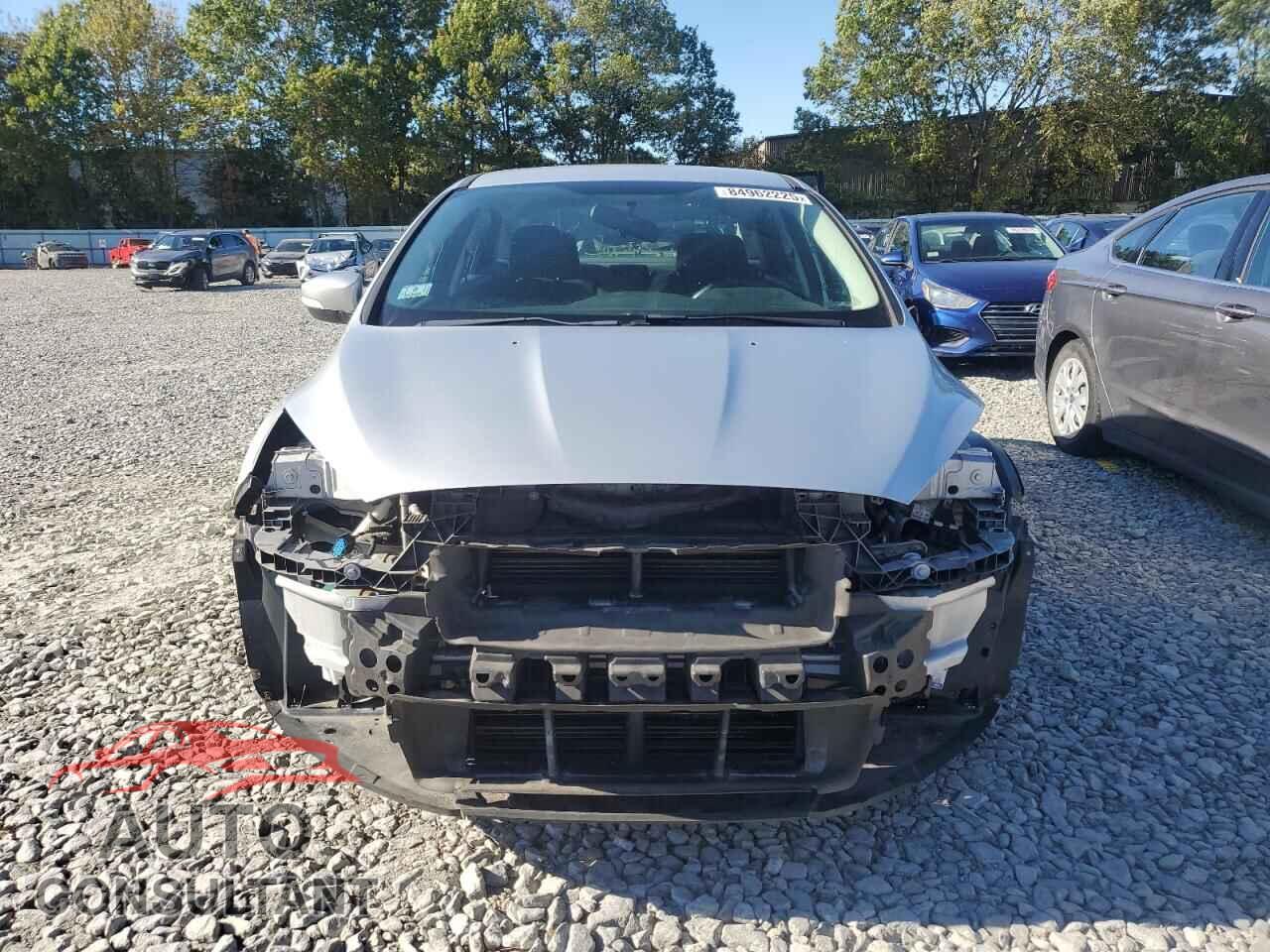 FORD FOCUS 2016 - 1FADP3F28GL365211