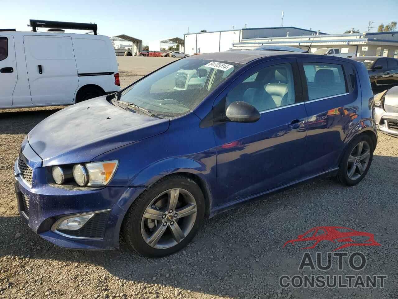 CHEVROLET SONIC 2014 - 1G1JG6SB7E4183066