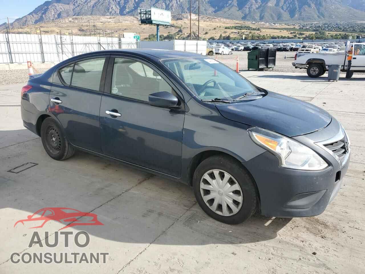 NISSAN VERSA 2017 - 3N1CN7AP1HL840079