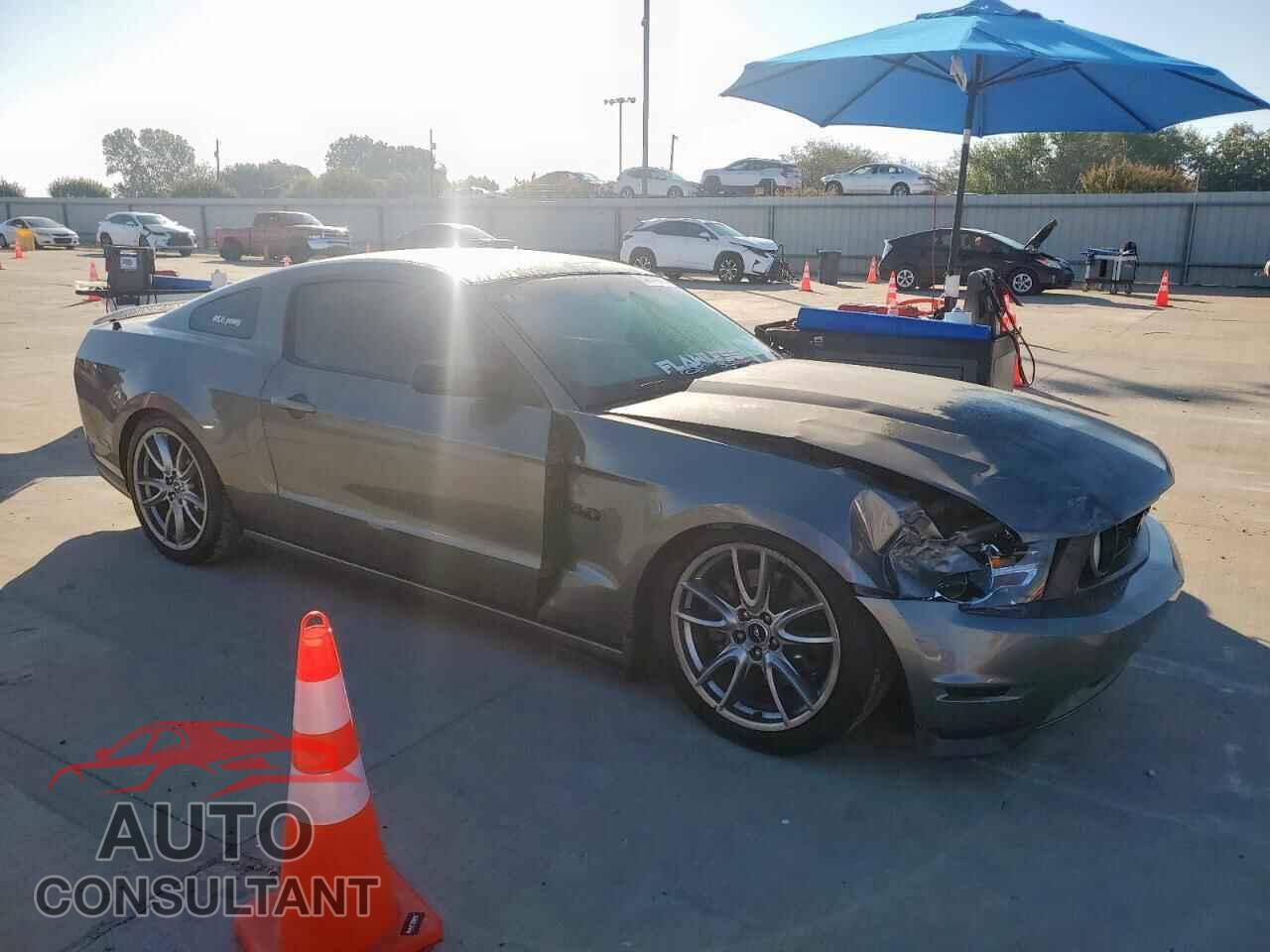 FORD MUSTANG 2014 - 1ZVBP8CF4E5288003