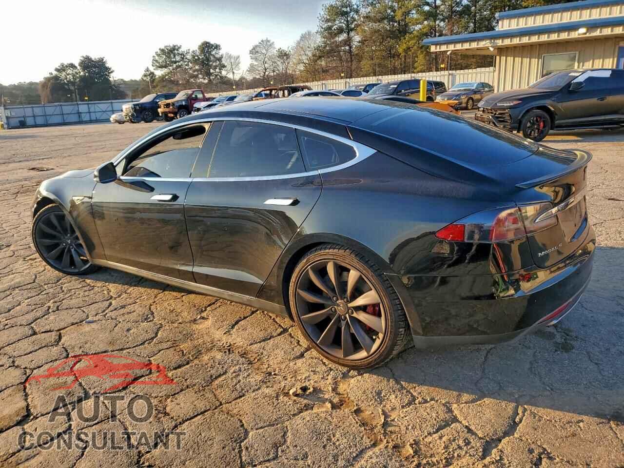 TESLA MODEL S 2014 - 5YJSA1H28EFP64169