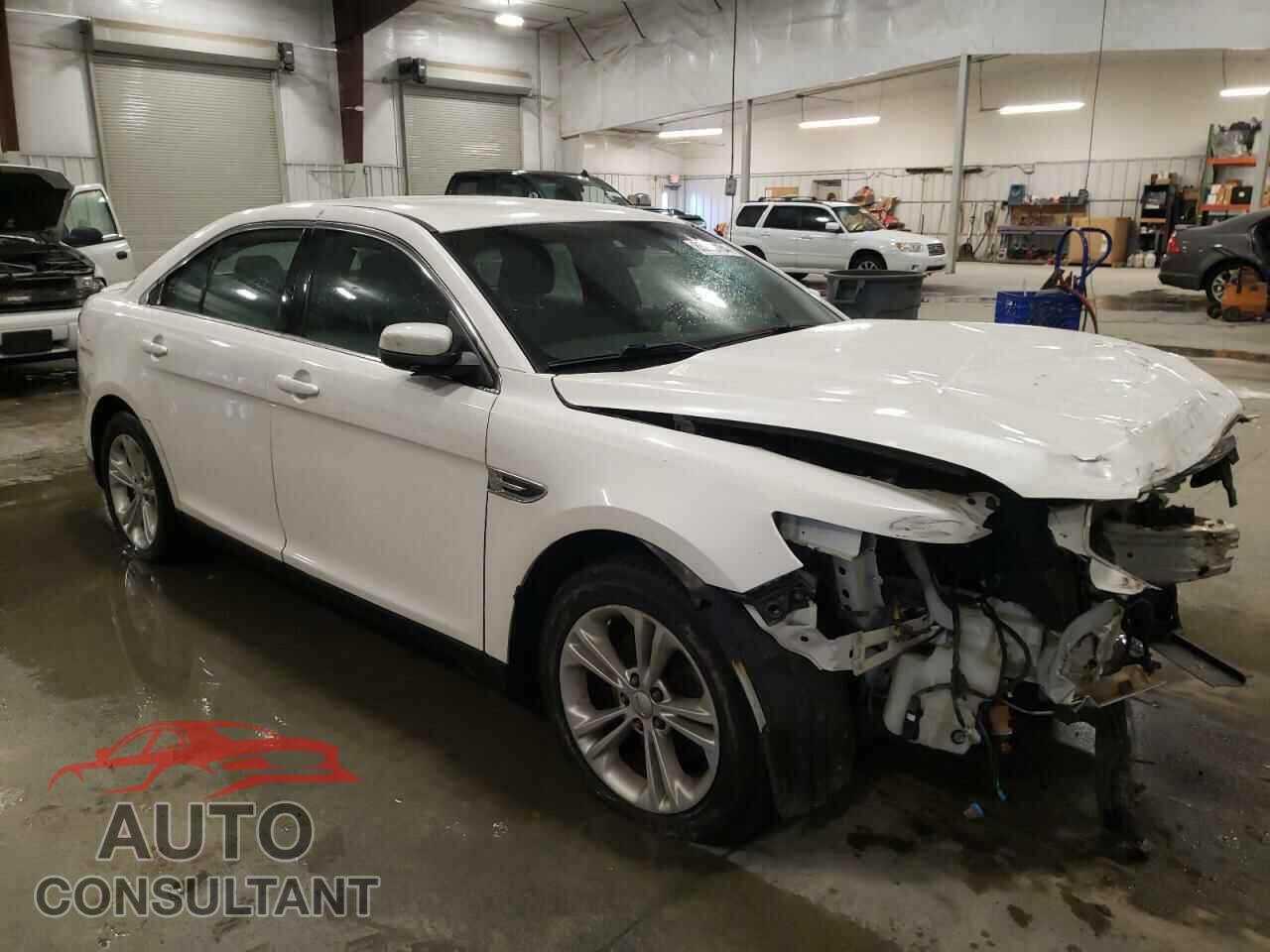 FORD TAURUS 2013 - 1FAHP2E81DG184232