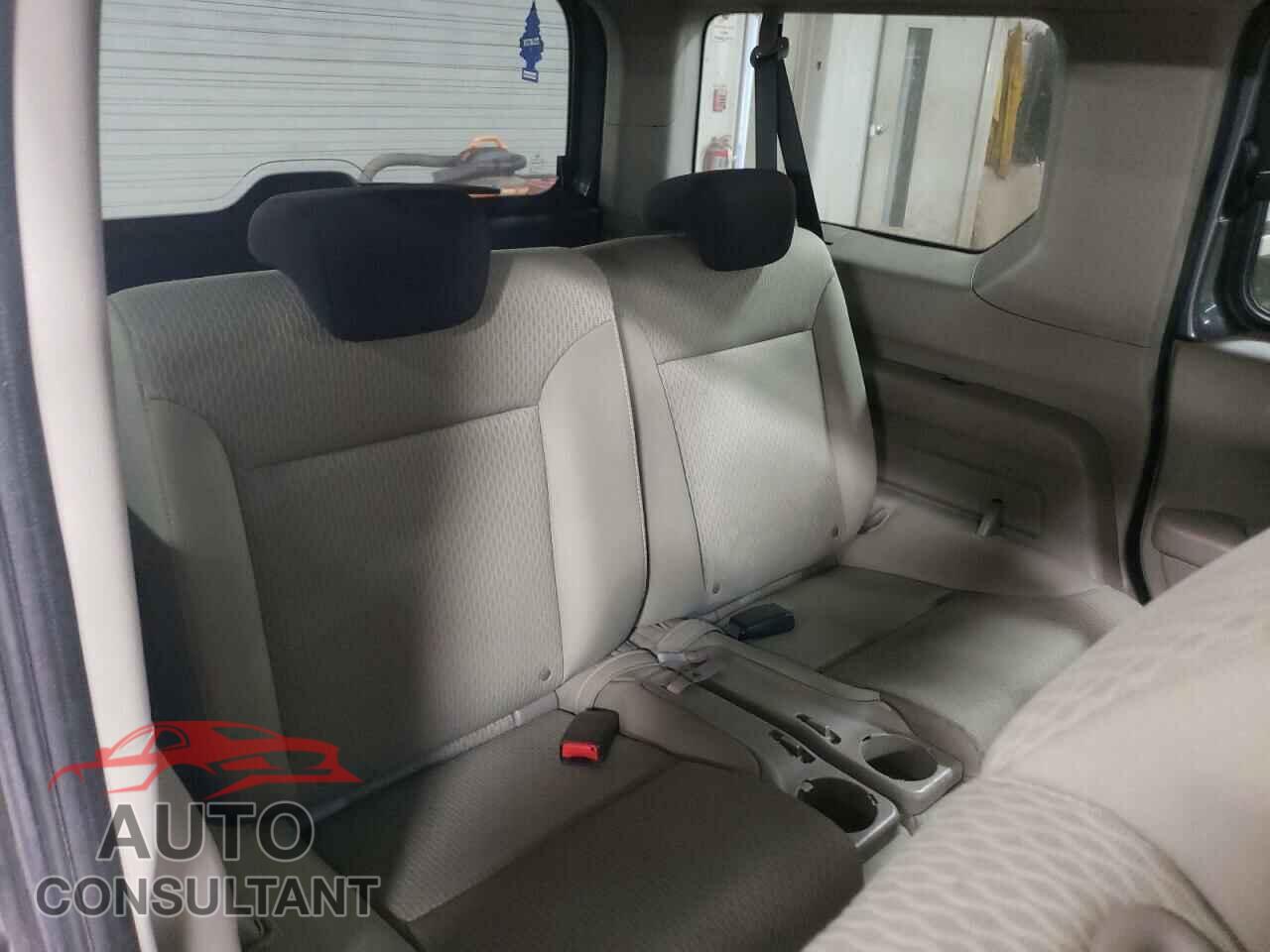 HONDA ELEMENT 2011 - 5J6YH2H7XBL005436