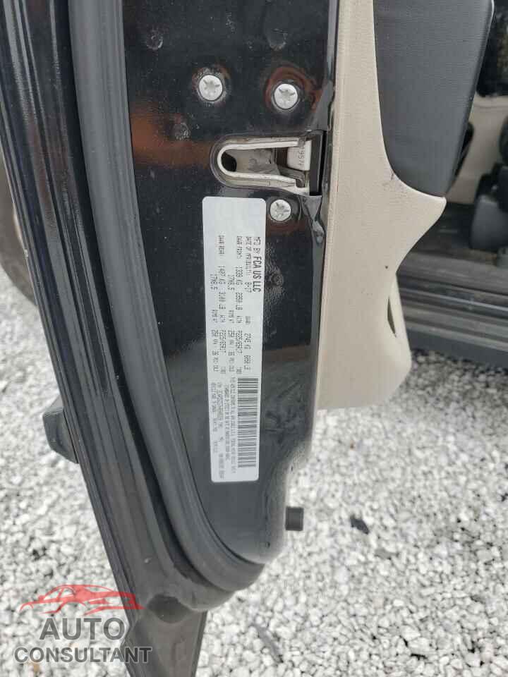 DODGE CARAVAN 2017 - 2C4RDGCG7HR848228