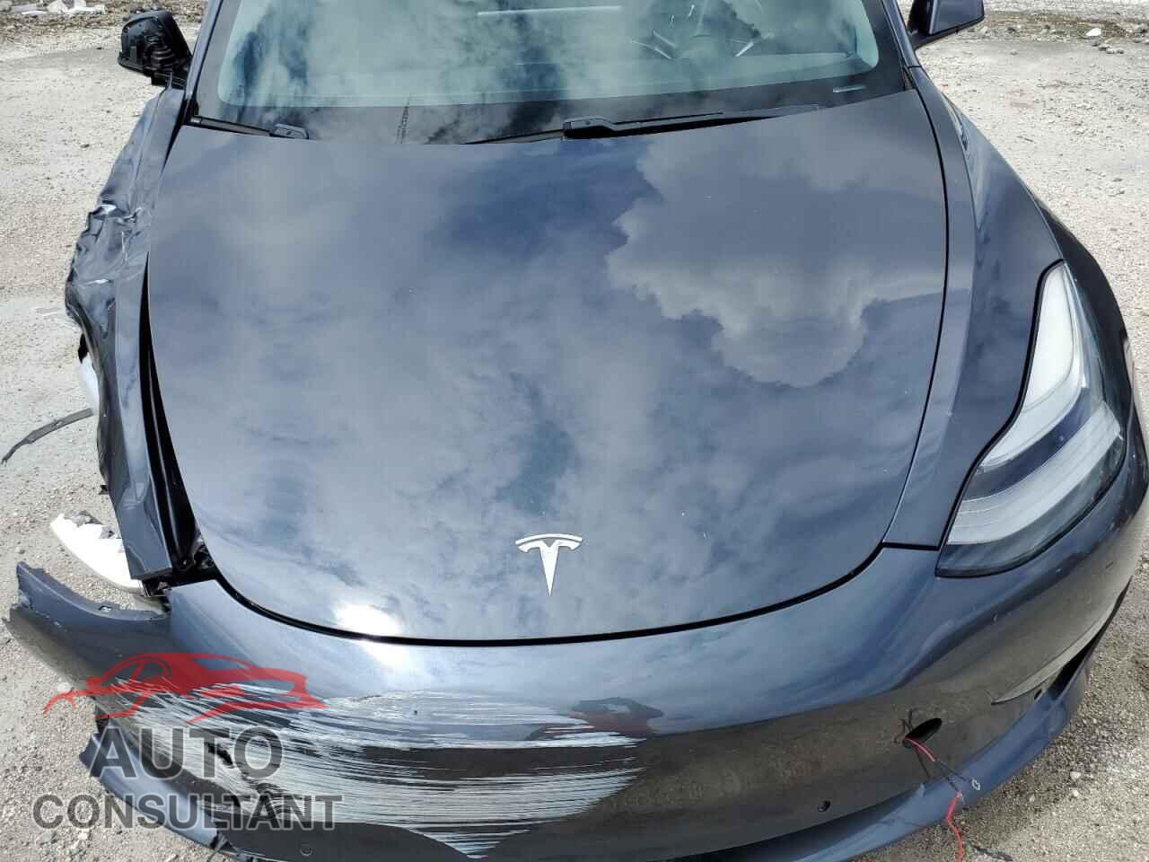 TESLA MODEL 3 2021 - 5YJ3E1EA8MF851024