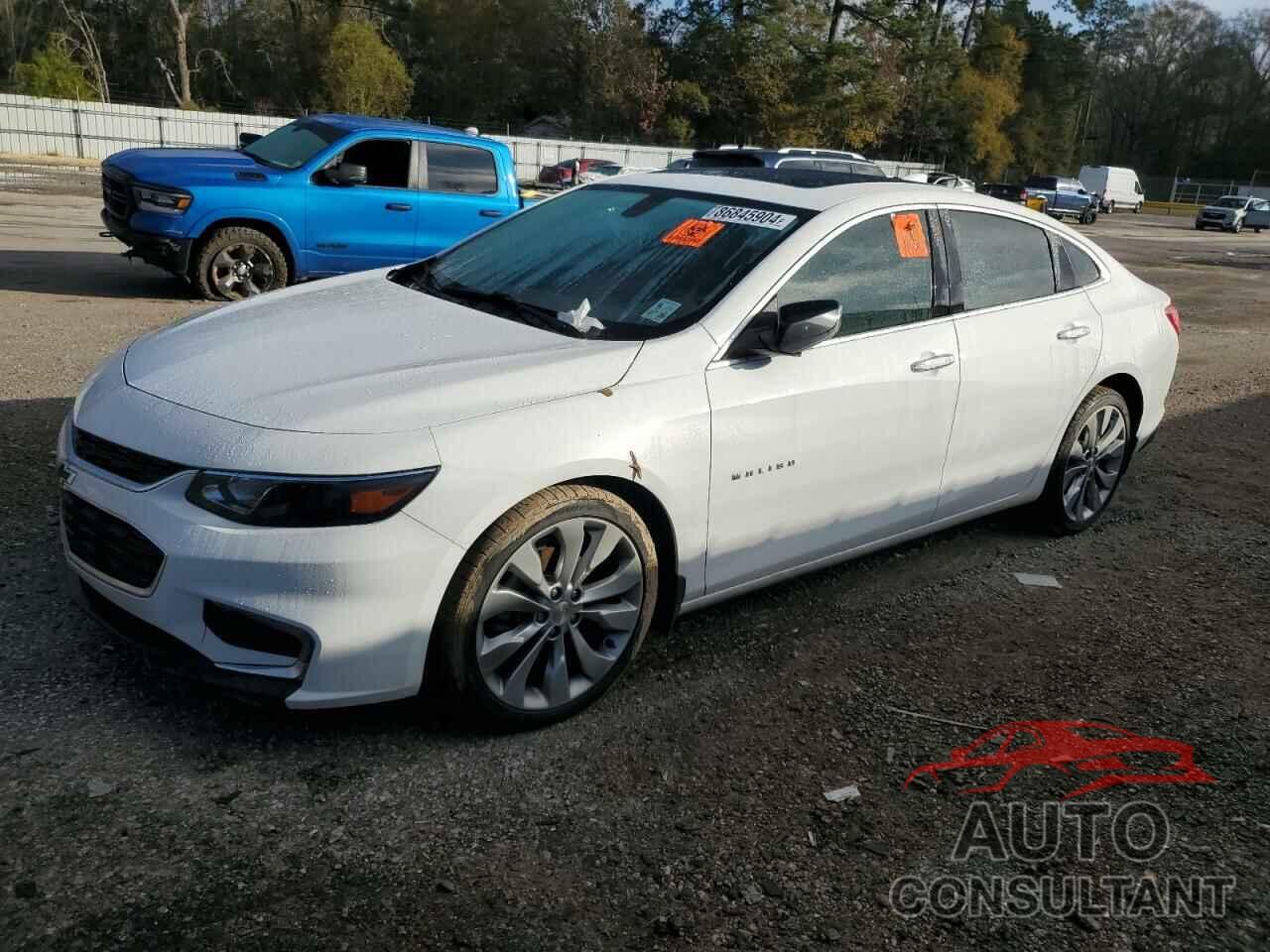 CHEVROLET MALIBU 2018 - 1G1ZE5SX0JF252306