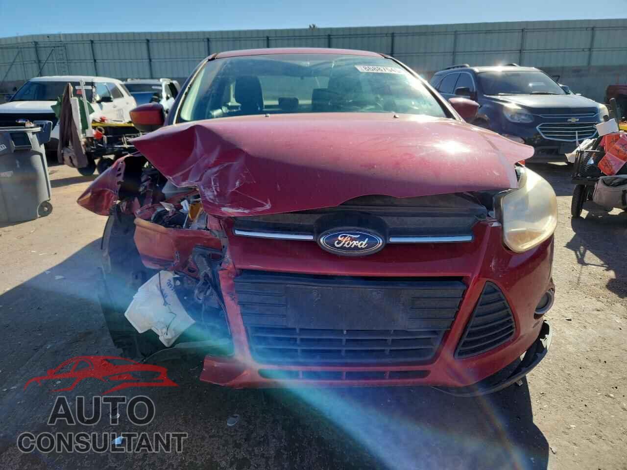FORD FOCUS 2012 - 1FAHP3F28CL382151