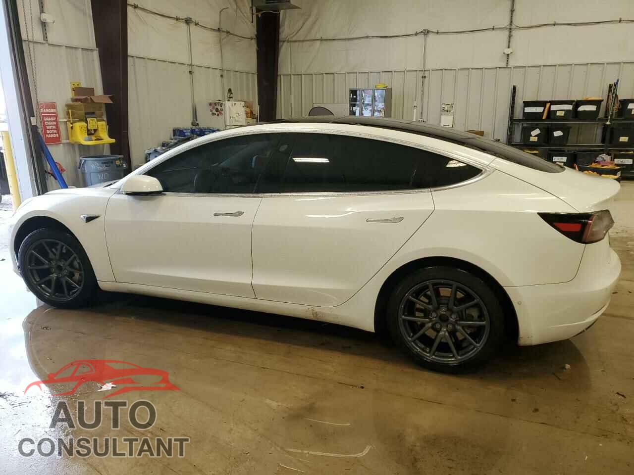 TESLA MODEL 3 2019 - 5YJ3E1EA8KF416002