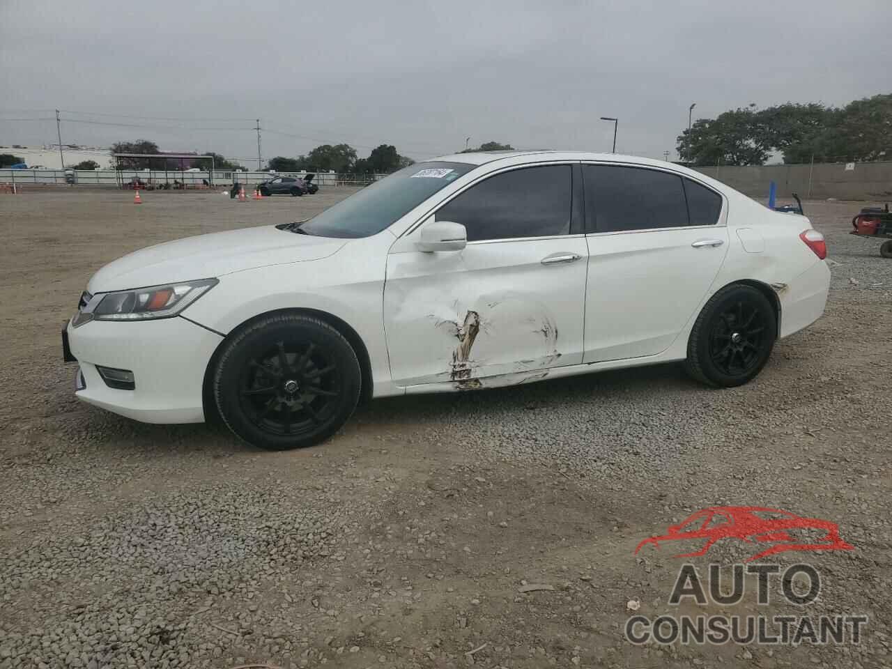 HONDA ACCORD 2013 - 1HGCR3F81DA032667