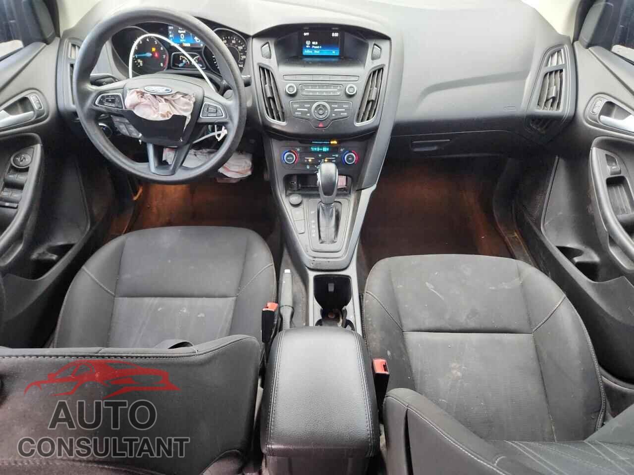 FORD FOCUS 2018 - 1FADP3FE9JL270576