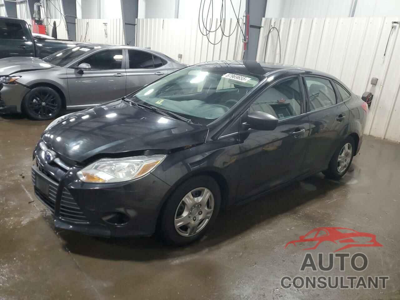 FORD FOCUS 2014 - 1FADP3E26EL369076