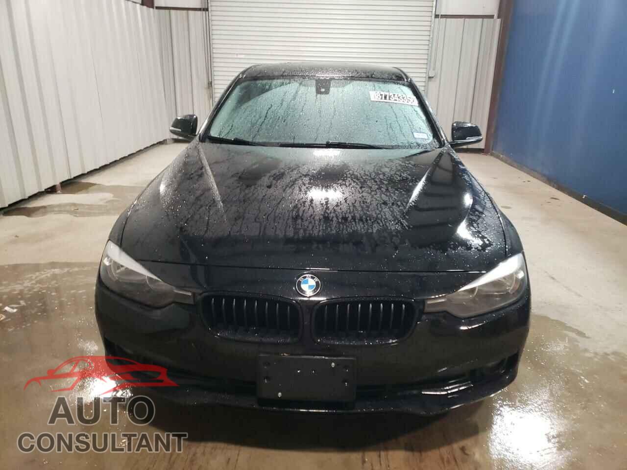 BMW 3 SERIES 2017 - WBA8A9C31HK864515