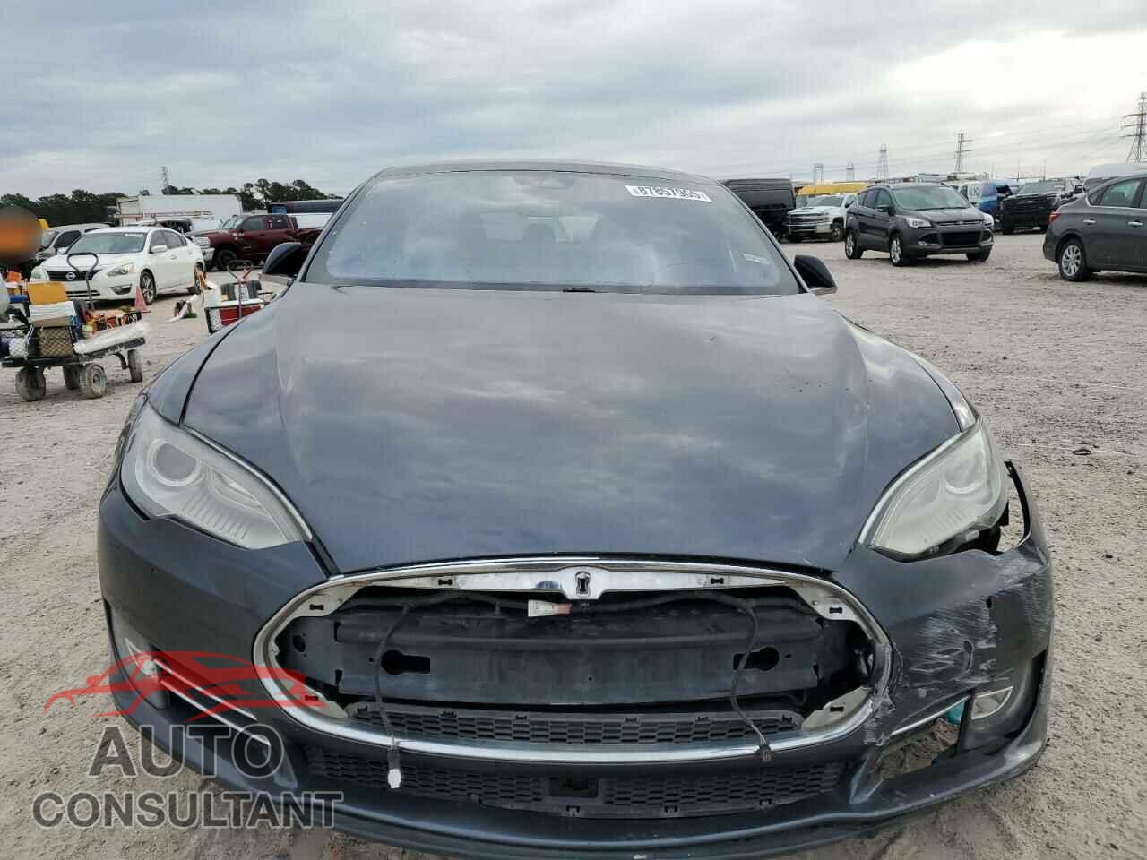 TESLA MODEL S 2015 - 5YJSA1E1XFF119813