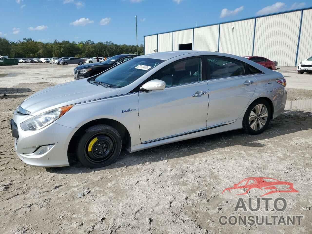 HYUNDAI SONATA 2013 - KMHEC4A48DA096851