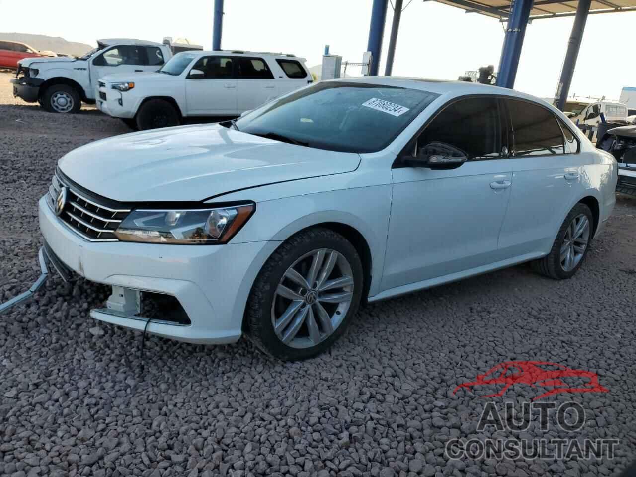 VOLKSWAGEN PASSAT 2019 - 1VWLA7A3XKC011596