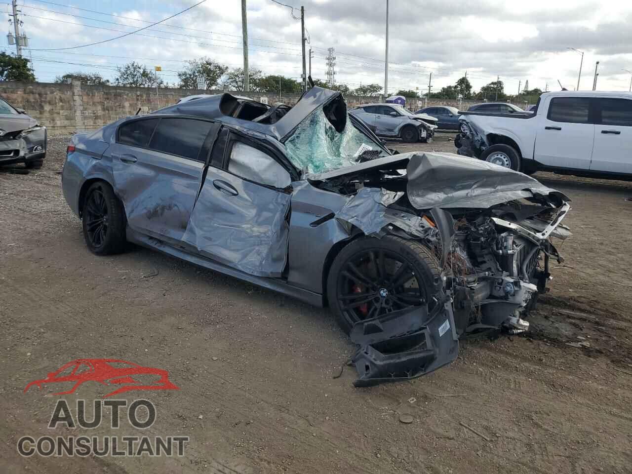 BMW M5 2023 - WBS83CH0XPCN88751