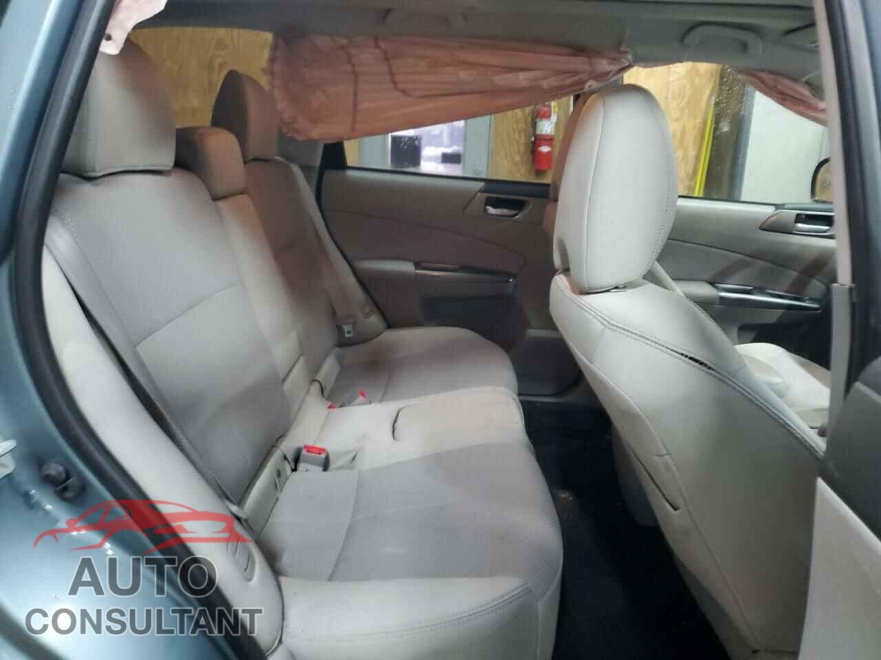 SUBARU FORESTER 2011 - JF2SHBDCXBH777261