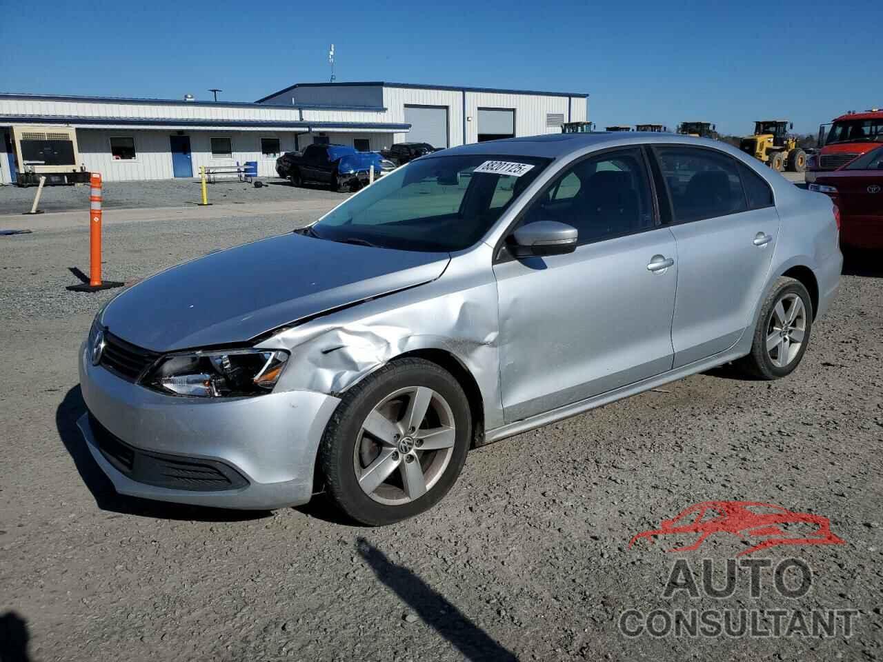 VOLKSWAGEN JETTA 2011 - 3VW3L7AJ2BM113353