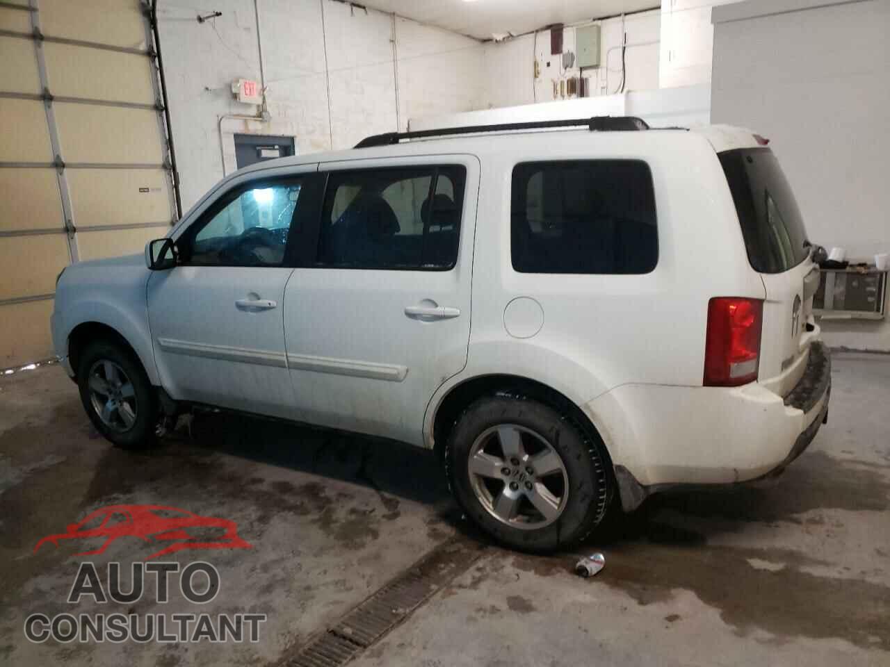 HONDA PILOT 2011 - 5FNYF4H73BB094647