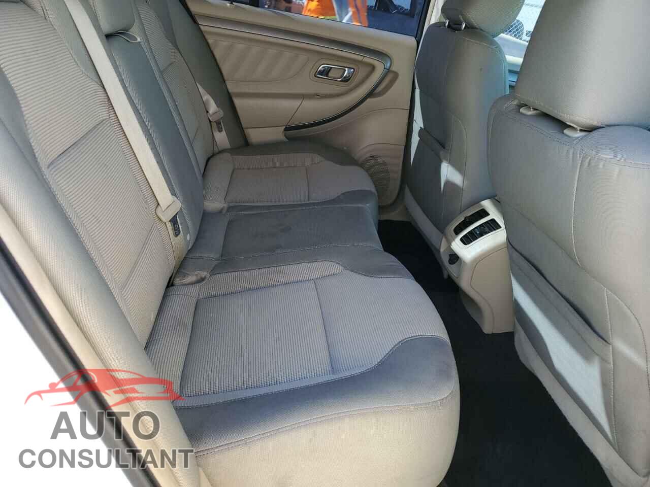 FORD TAURUS 2013 - 1FAHP2E89DG142858