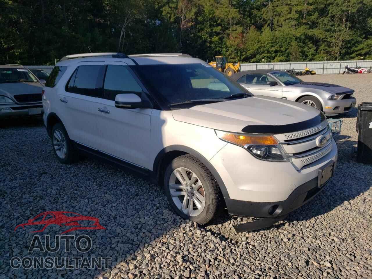 FORD EXPLORER 2011 - 1FMHK8F89BGA20648