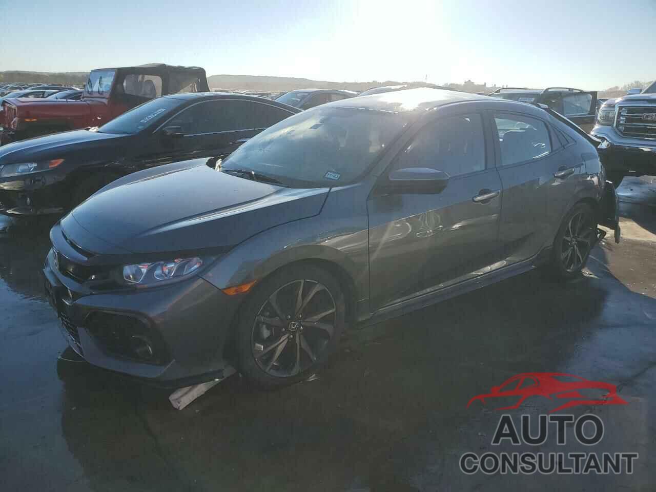 HONDA CIVIC 2018 - SHHFK7H46JU220135