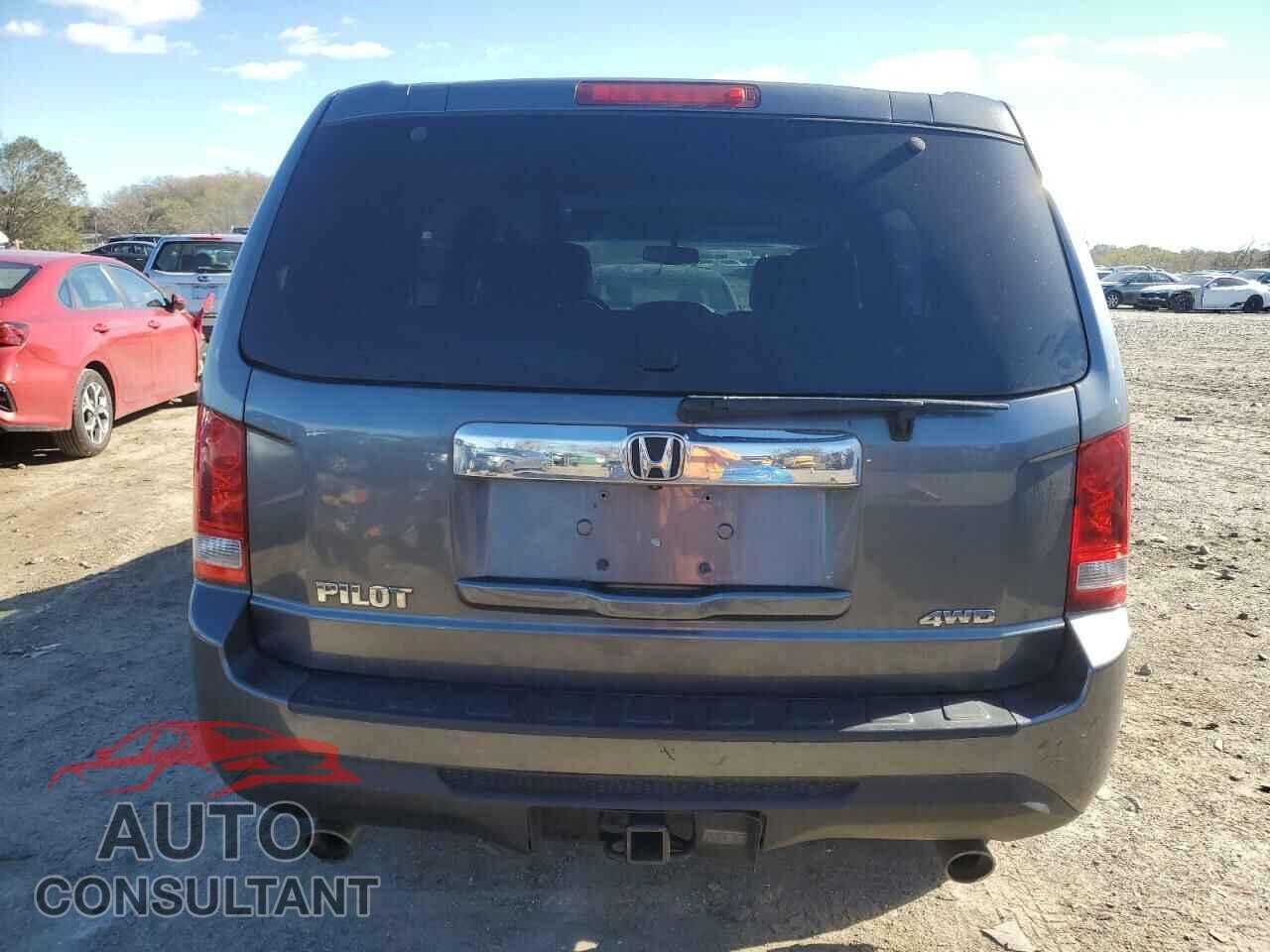 HONDA PILOT 2013 - 5FNYF4H55DB044124