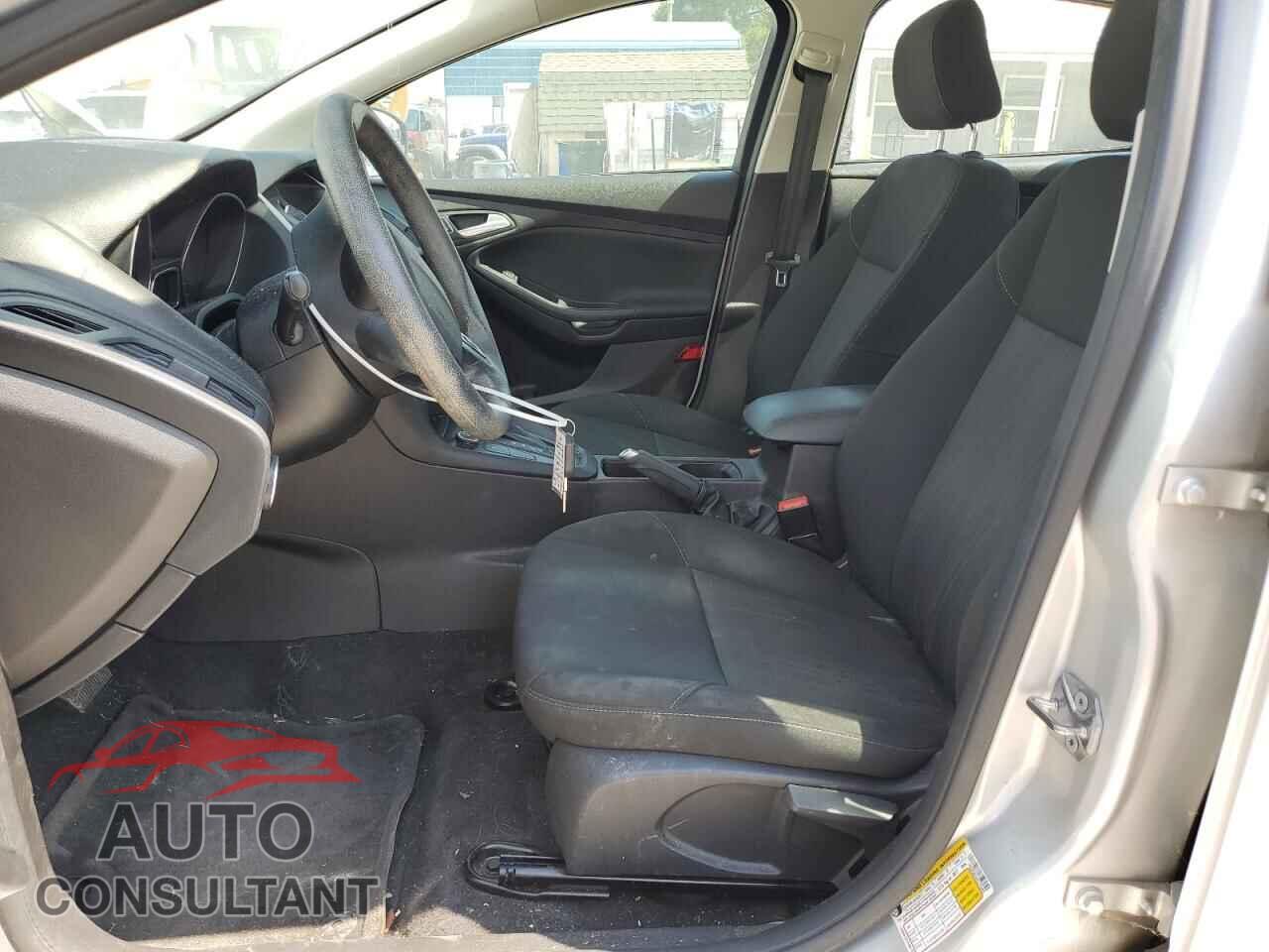 FORD FOCUS 2017 - 1FADP3FE6HL275065