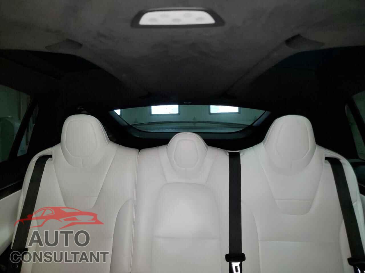 TESLA MODEL X 2017 - 5YJXCDE22HF044067