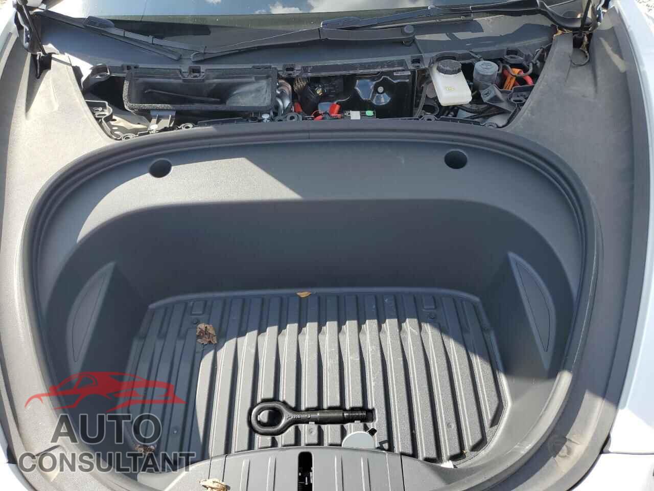 TESLA MODEL 3 2023 - 5YJ3E1EA3PF606782