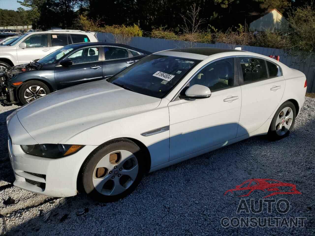 JAGUAR XE 2018 - SAJAR4FX7JCP27482