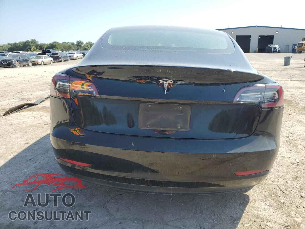 TESLA MODEL 3 2019 - 5YJ3E1EA3KF398363