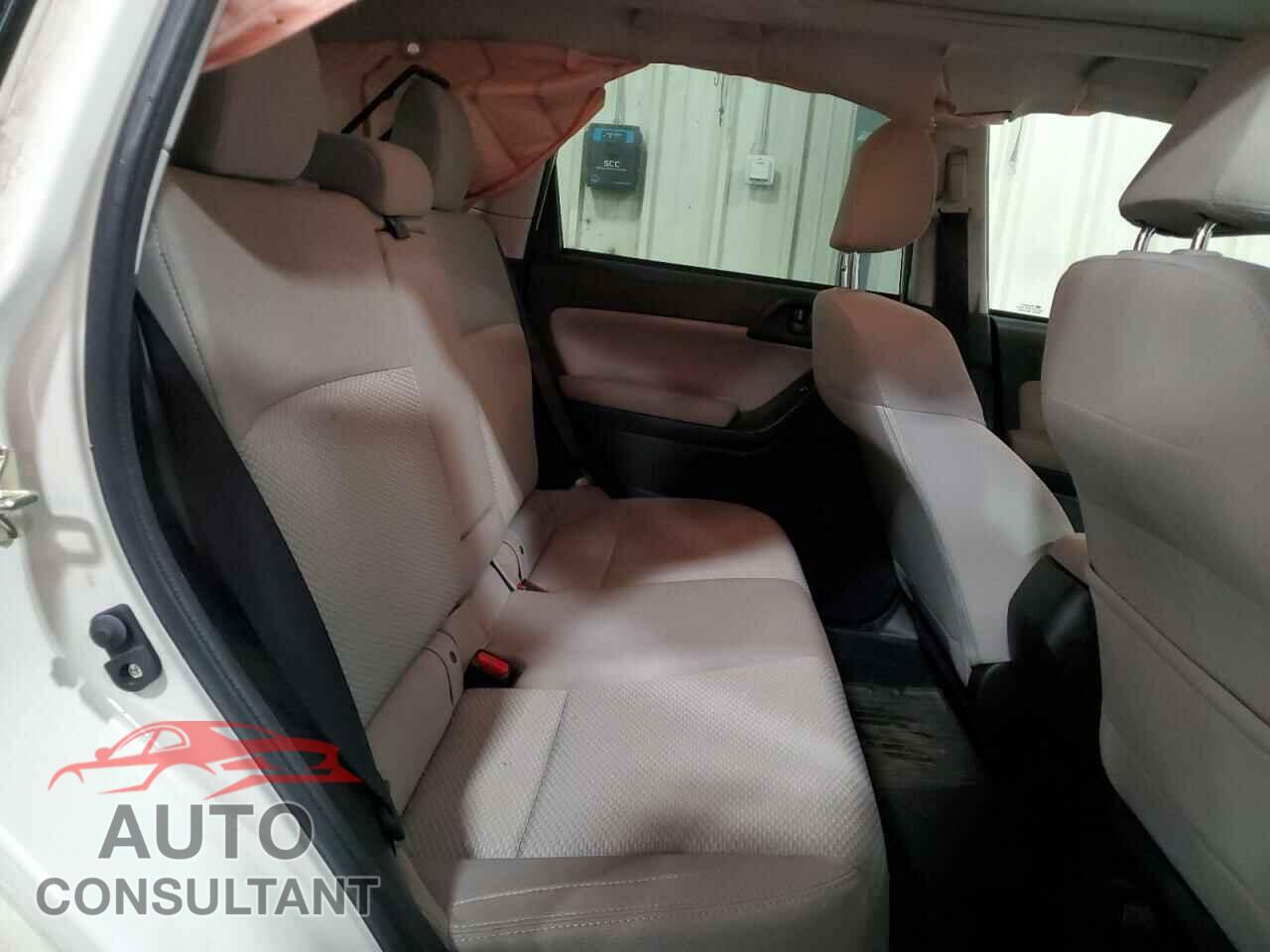 SUBARU FORESTER 2018 - JF2SJAGC3JH486576