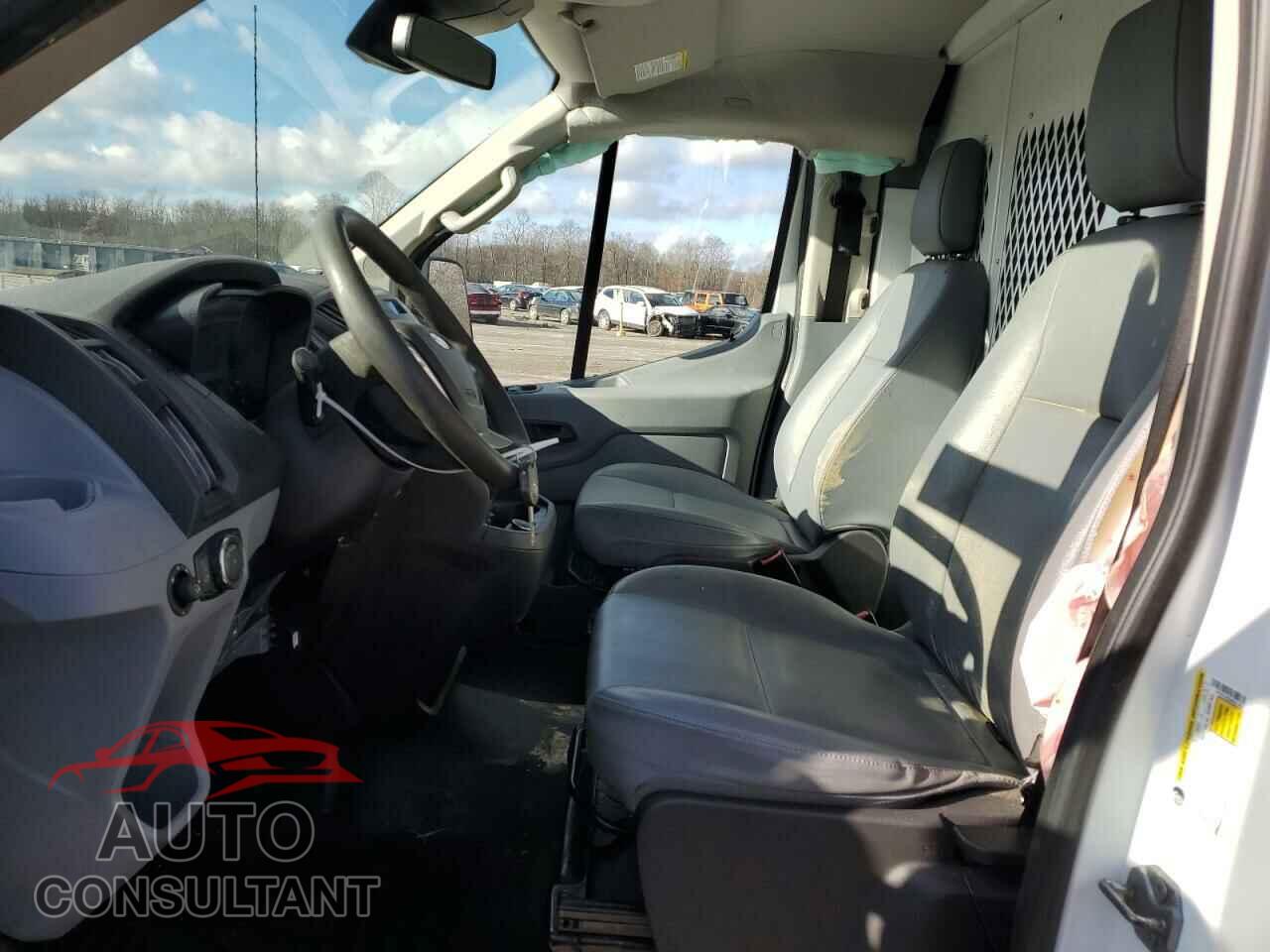 FORD TRANSIT 2019 - 1FTYE1YM5KKB31465