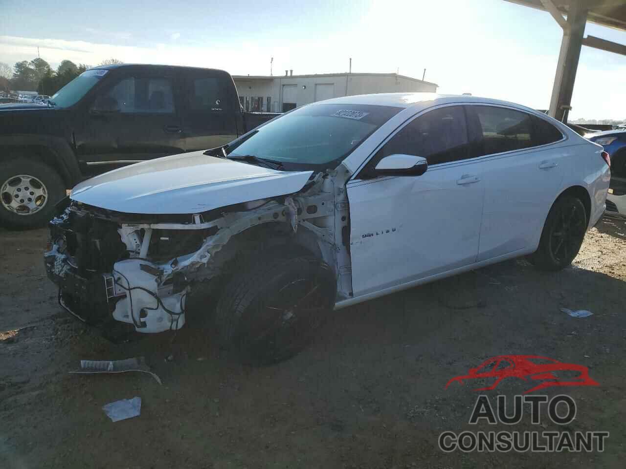 CHEVROLET MALIBU 2018 - 1G1ZD5ST9JF211494