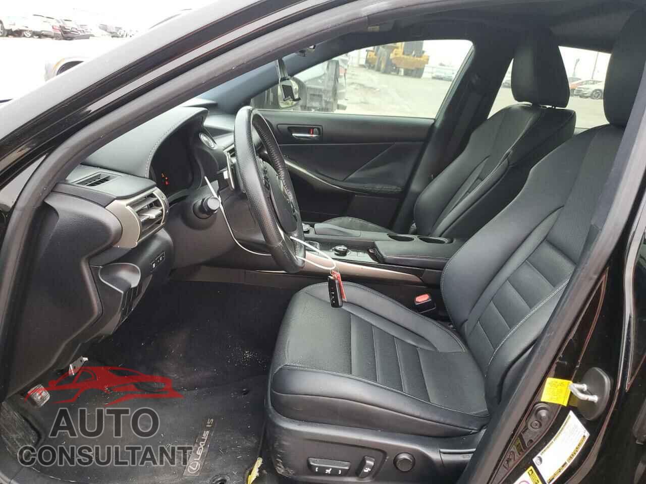 LEXUS IS 2014 - JTHCF1D29E5006689
