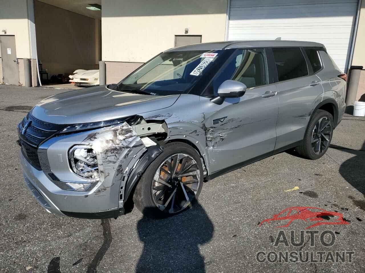MITSUBISHI OUTLANDER 2023 - JA4T5UA94PZ058115